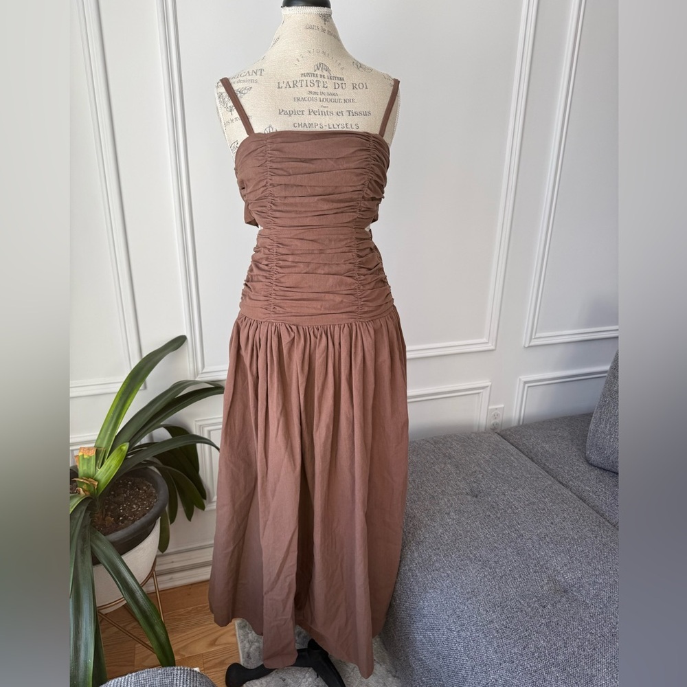 Moon River Brown Ruched Maxi Dress